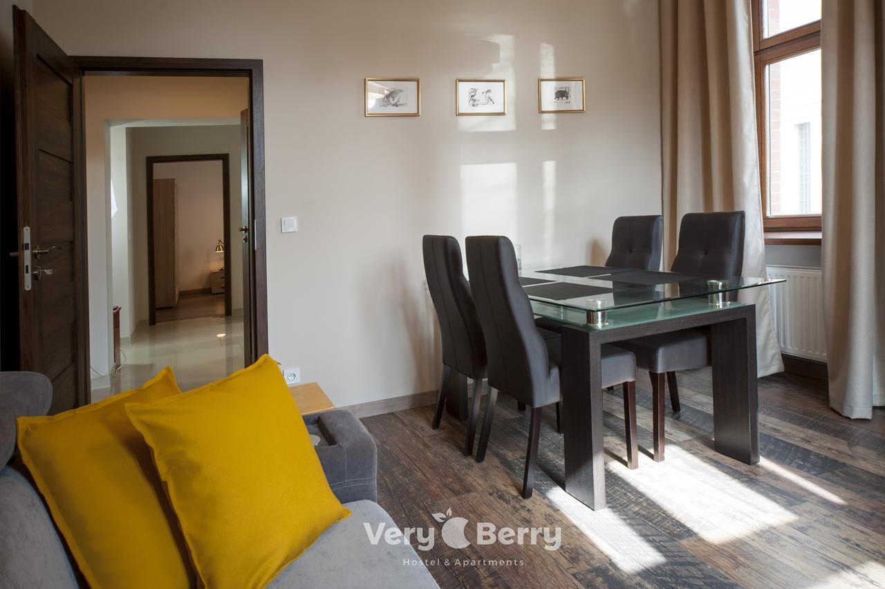 Przestronny Apartament Very Berry W Poznaniu Z Dwiema Sypialniami By Noclegi Renters Экстерьер фото