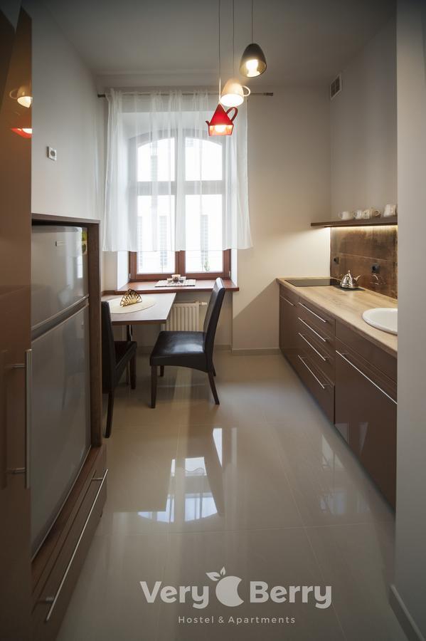 Przestronny Apartament Very Berry W Poznaniu Z Dwiema Sypialniami By Noclegi Renters Экстерьер фото